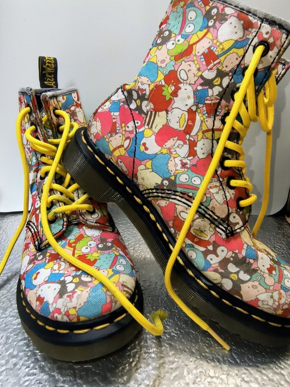 DR. MARTENS x Hello Kitty & Friends 1460 Canvas Boots, Limited Edition, Size 6